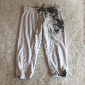 Pam & Gela Super soft Capri sweatpants.